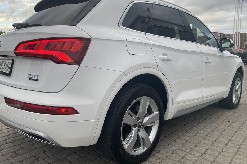 Продам Audi Q5 2018 года в Львове