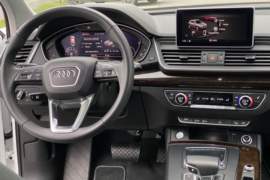 Продам Audi Q5 2018 года в Львове