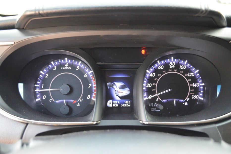 Продам Toyota Avalon XLE 2015 года в Одессе