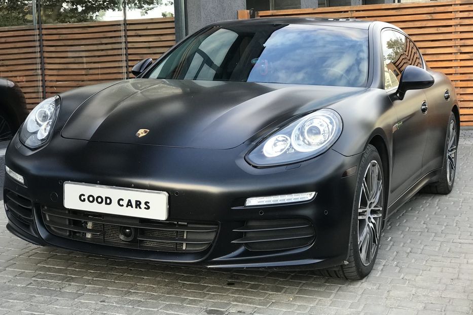 Продам Porsche Panamera Hybrid 2016 года в Одессе