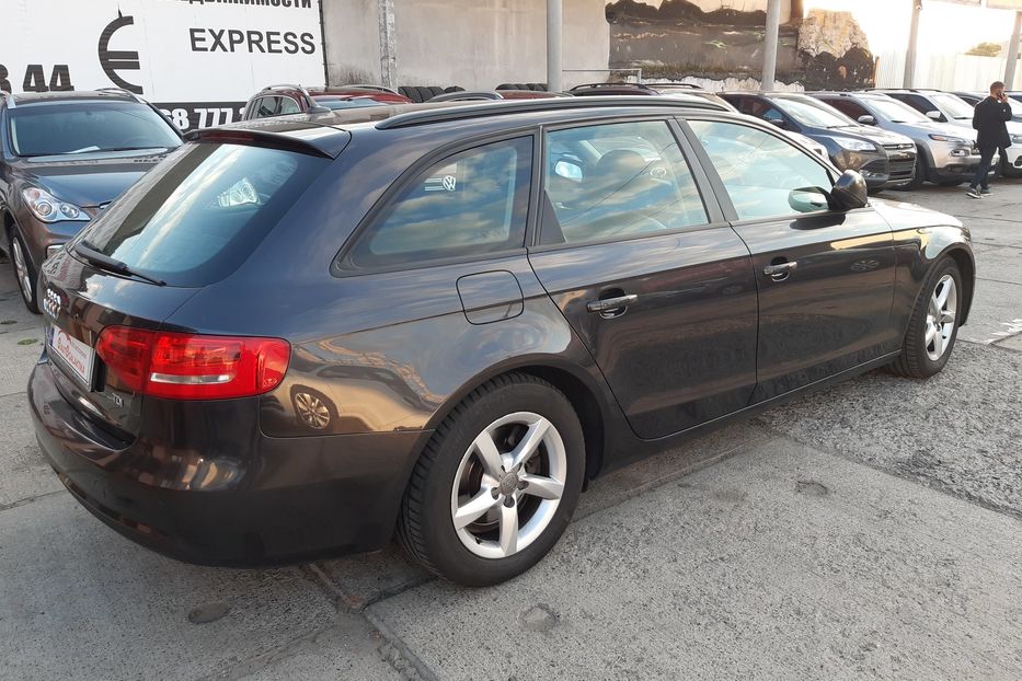 Продам Audi A4 2014 года в Одессе