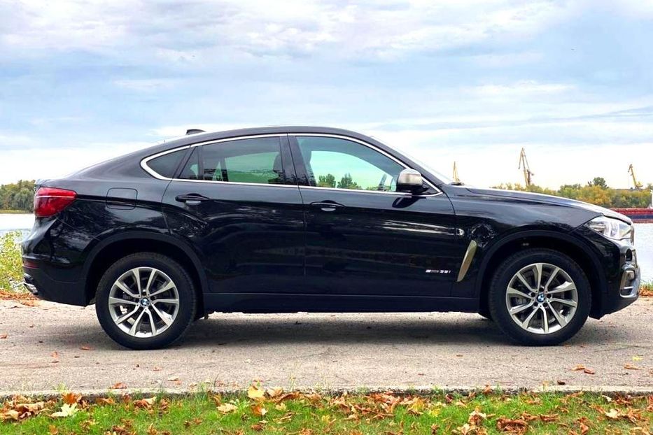 Продам BMW X6 2019 года в Днепре