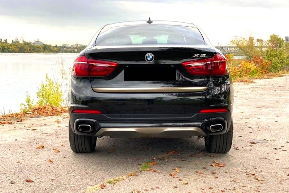 Продам BMW X6 2019 года в Днепре