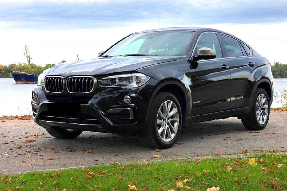 Продам BMW X6 2019 года в Днепре