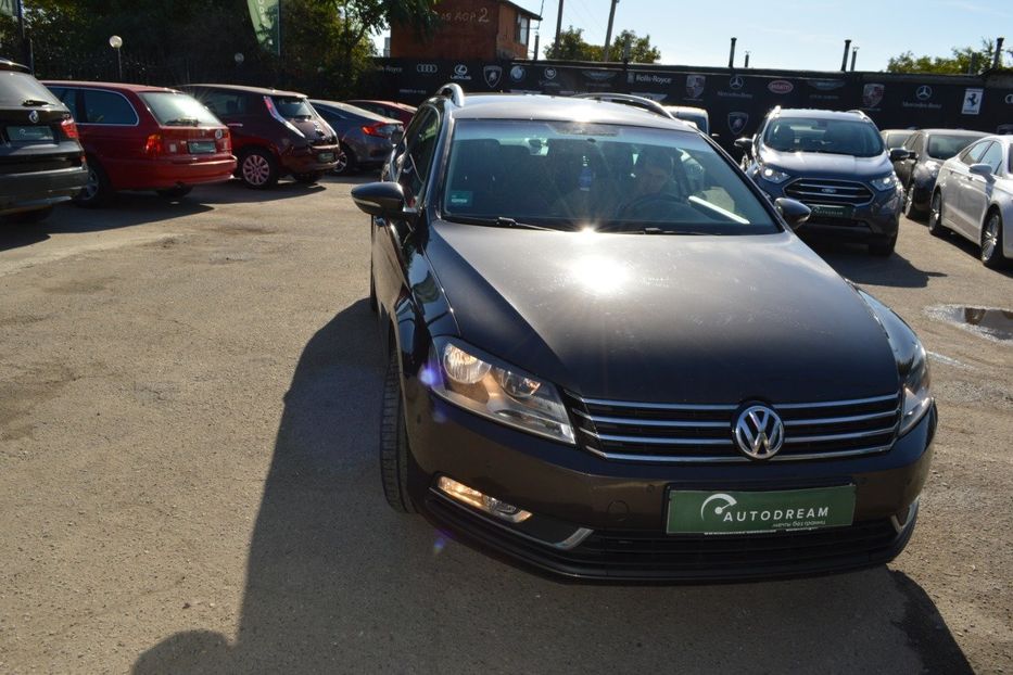 Продам Volkswagen Passat B7 TDI Bluemotion 2014 года в Одессе