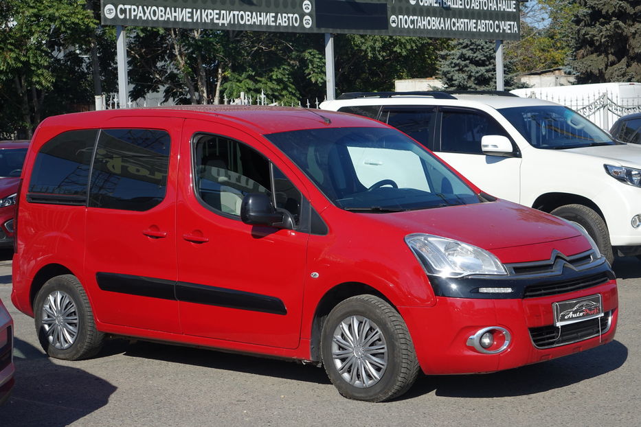 Продам Citroen Berlingo пасс. automat 2015 года в Одессе
