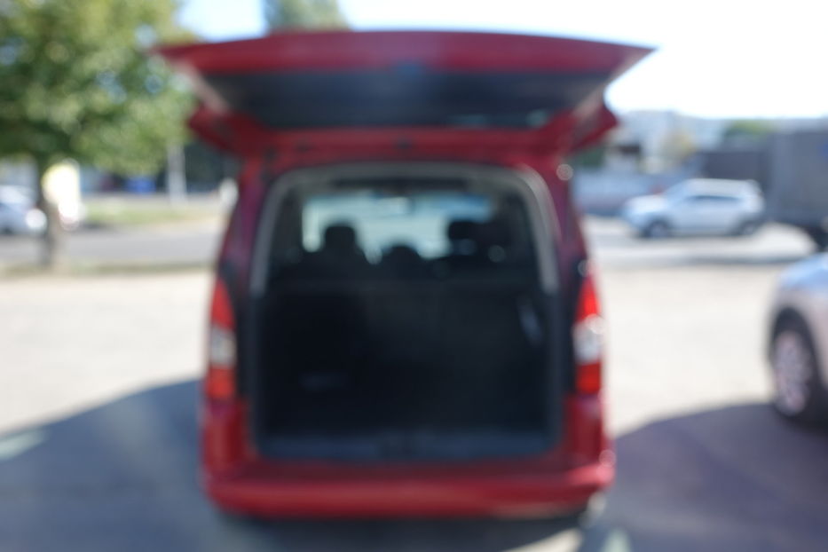 Продам Citroen Berlingo пасс. automat 2015 года в Одессе