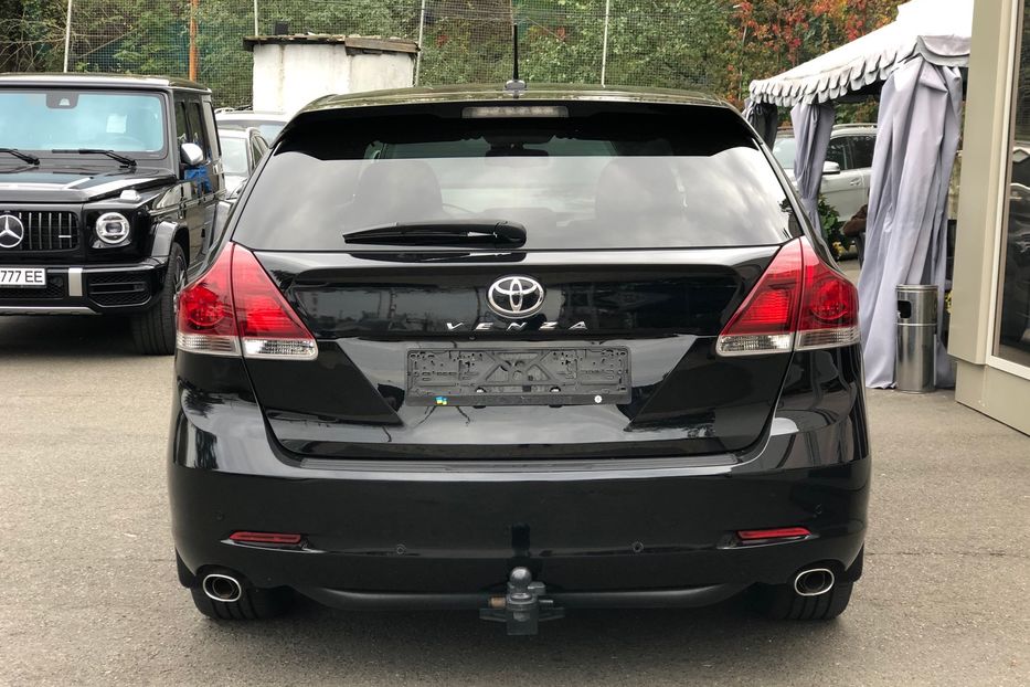 Продам Toyota Venza 3.5 AWD 2013 года в Киеве