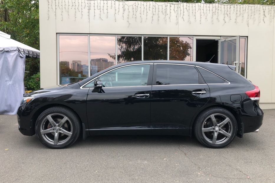 Продам Toyota Venza 3.5 AWD 2013 года в Киеве