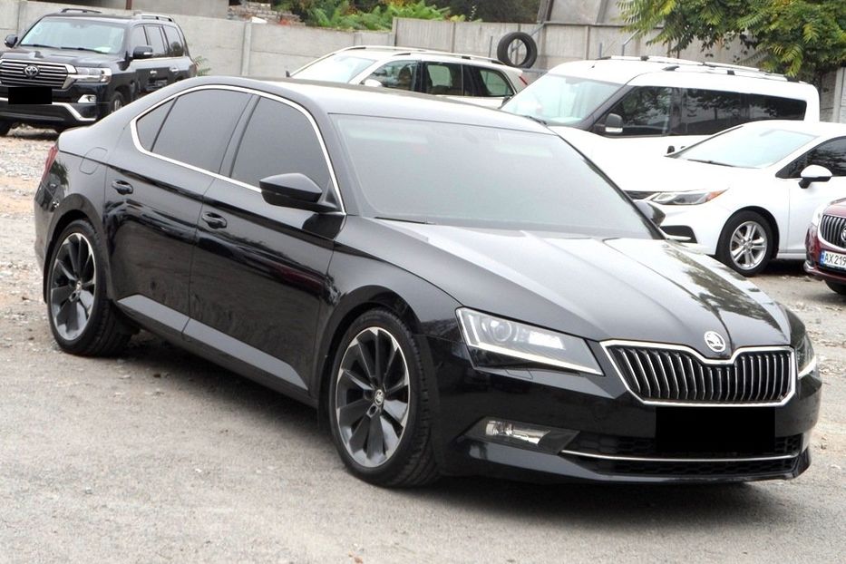 Продам Skoda Superb Laurin&Klement 4х4 2016 года в Днепре