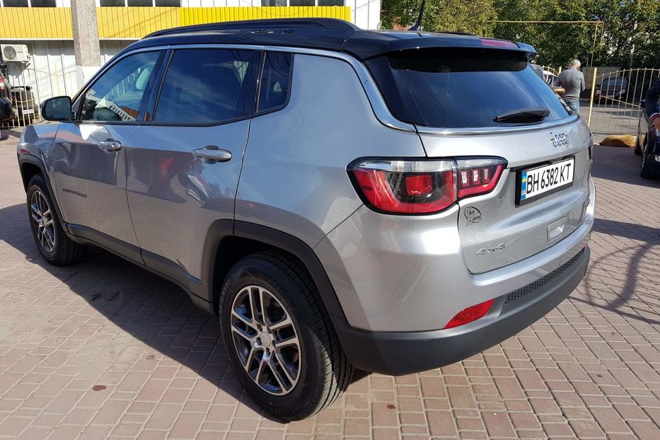 Продам Jeep Compass Latitude 2018 года в Одессе