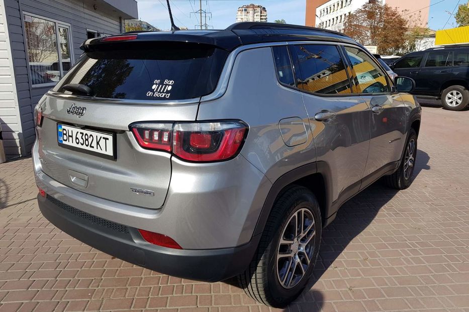 Продам Jeep Compass Latitude 2018 года в Одессе