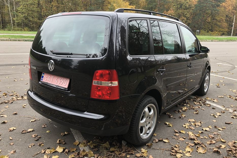 Продам Volkswagen Touran 1.6 MPI 7 мест 2006 года в Житомире