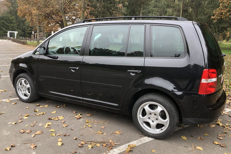 Продам Volkswagen Touran 1.6 MPI 7 мест 2006 года в Житомире