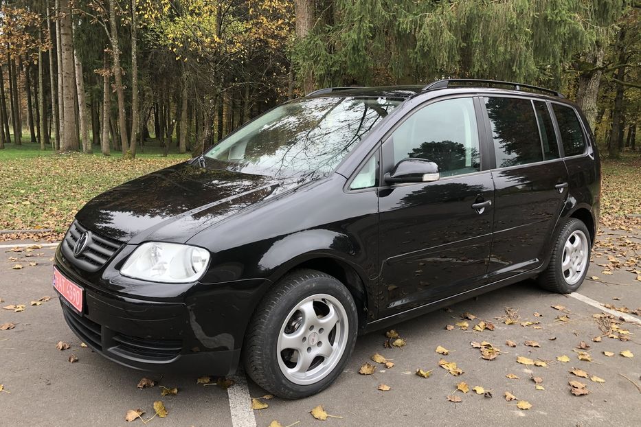 Продам Volkswagen Touran 1.6 MPI 7 мест 2006 года в Житомире