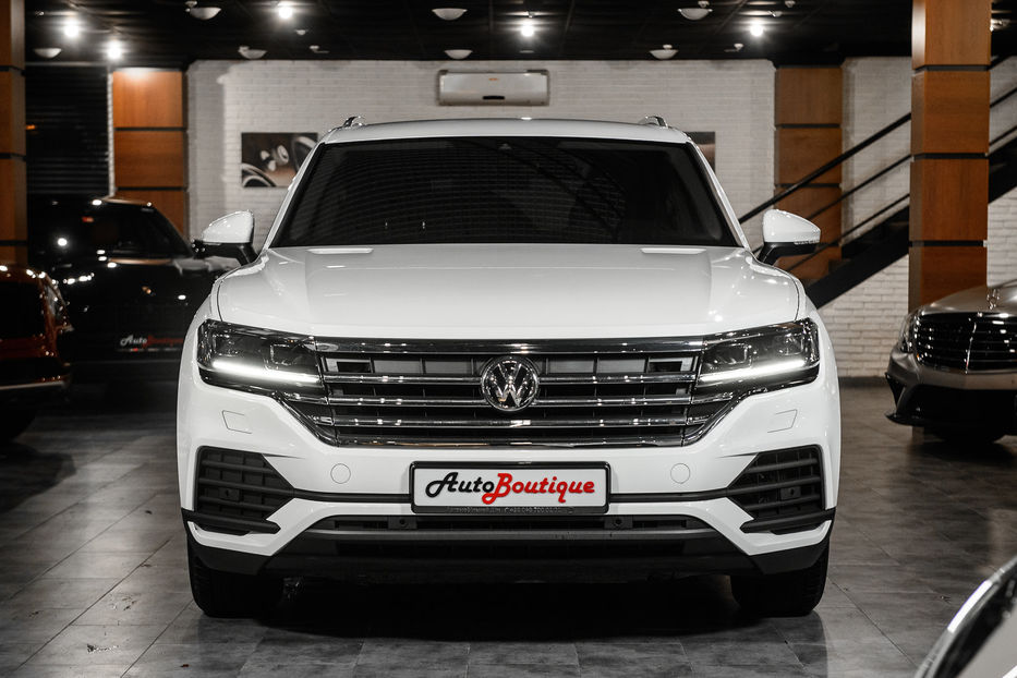 Продам Volkswagen Touareg 2019 года в Одессе