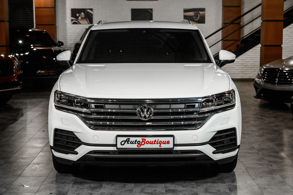 Продам Volkswagen Touareg 2019 года в Одессе