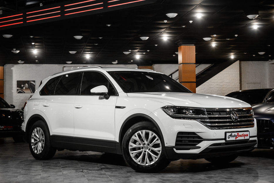 Продам Volkswagen Touareg 2019 года в Одессе