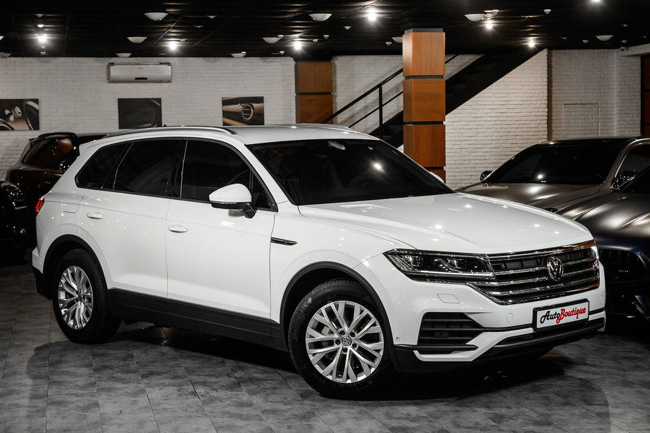 Продам Volkswagen Touareg 2019 года в Одессе