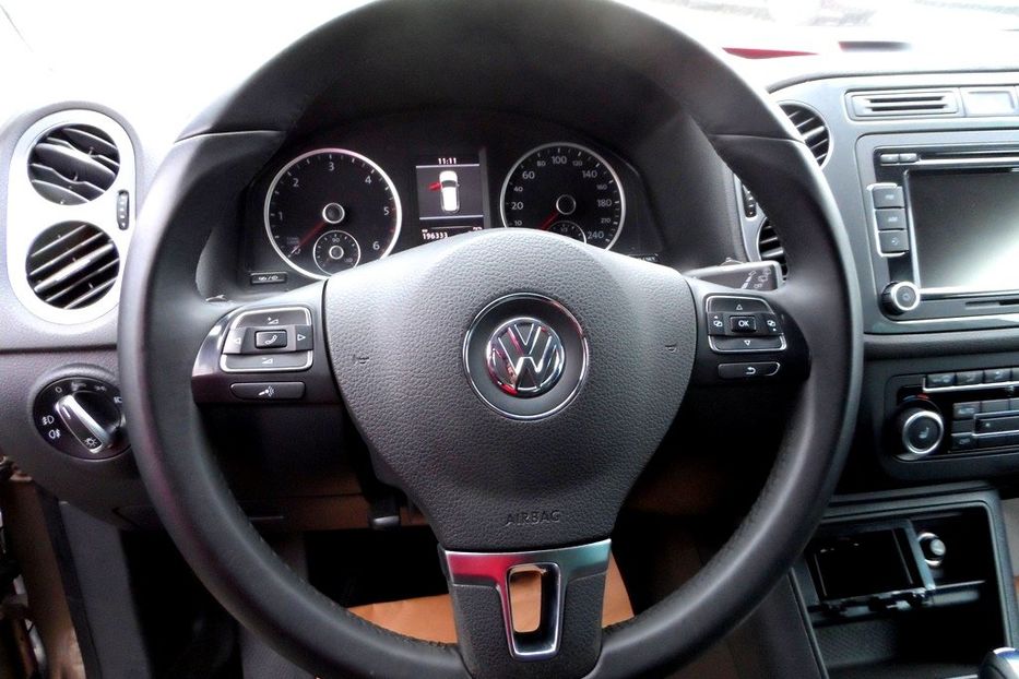 Продам Volkswagen Tiguan 2013 года в Днепре