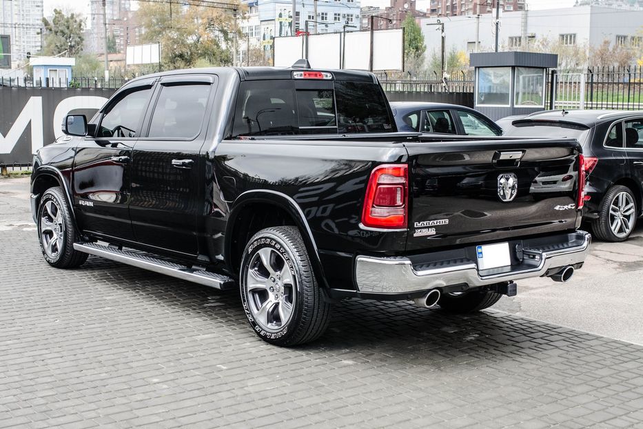 Продам Dodge RAM LARAMIE 5,7L 2019 года в Киеве