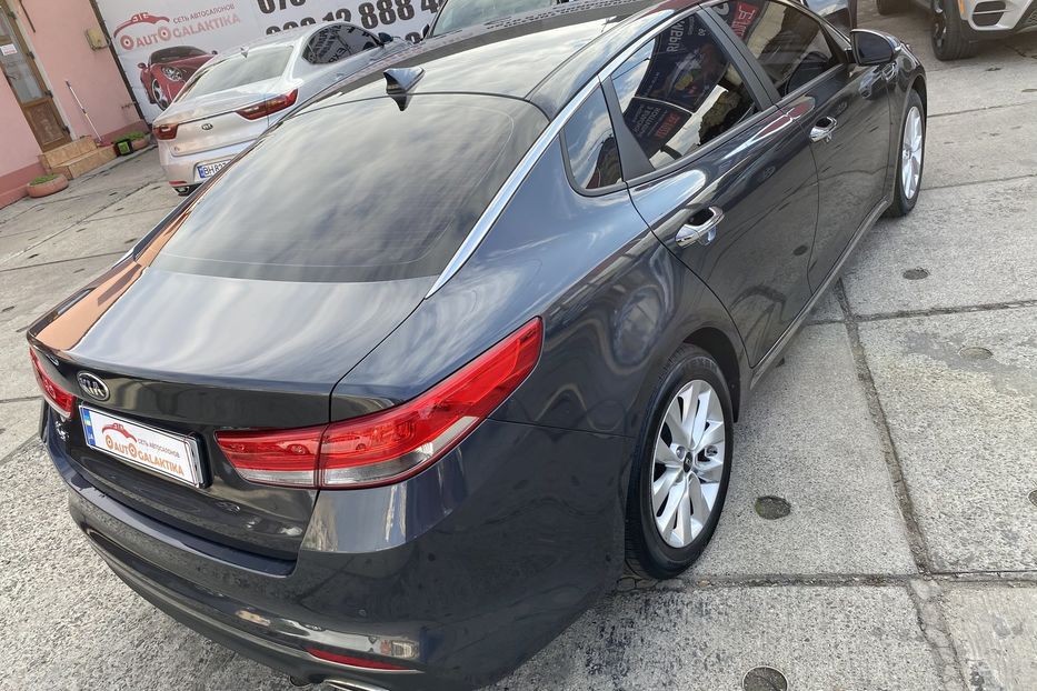 Продам Kia Cadenza 5 2016 года в Одессе