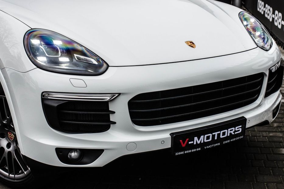 Продам Porsche Cayenne 3.0d Platinum Edition 2016 года в Киеве