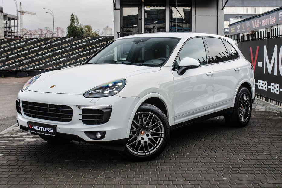 Продам Porsche Cayenne 3.0d Platinum Edition 2016 года в Киеве