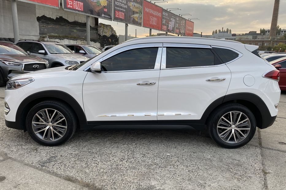 Продам Hyundai Tucson 2.0 е VGT 2016 года в Одессе