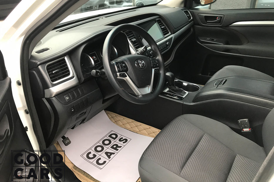 Продам Toyota Highlander 2017 года в Одессе