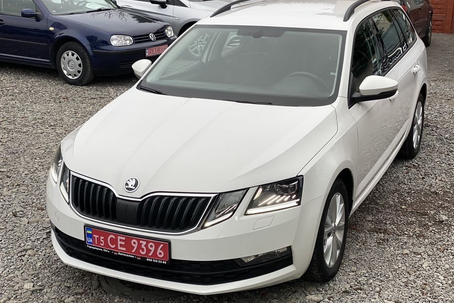 Продам Skoda Octavia A7 Full Led 2017 года в Львове