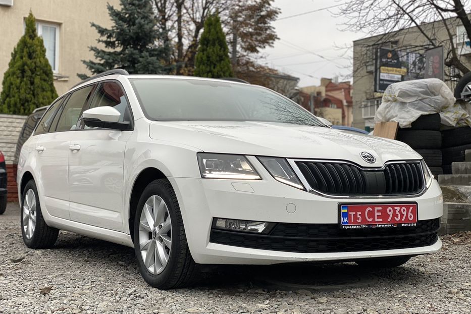 Продам Skoda Octavia A7 Full Led 2017 года в Львове