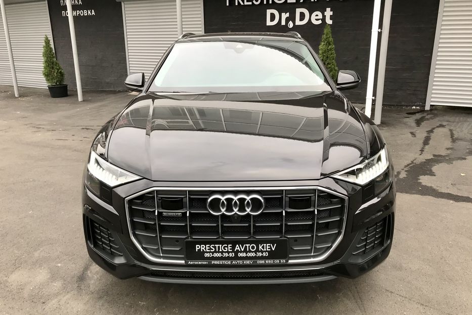 Продам Audi Q8 55 TFSI Quattro Официал 2019 года в Киеве