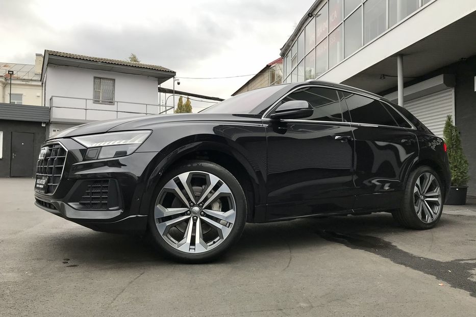 Продам Audi Q8 55 TFSI Quattro Официал 2019 года в Киеве