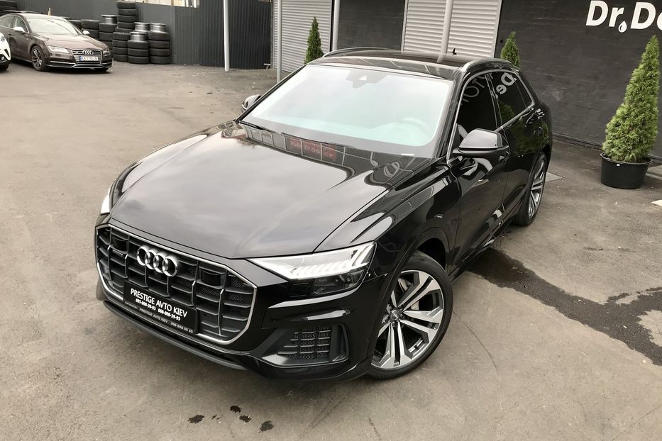 Продам Audi Q8 55 TFSI Quattro Официал 2019 года в Киеве