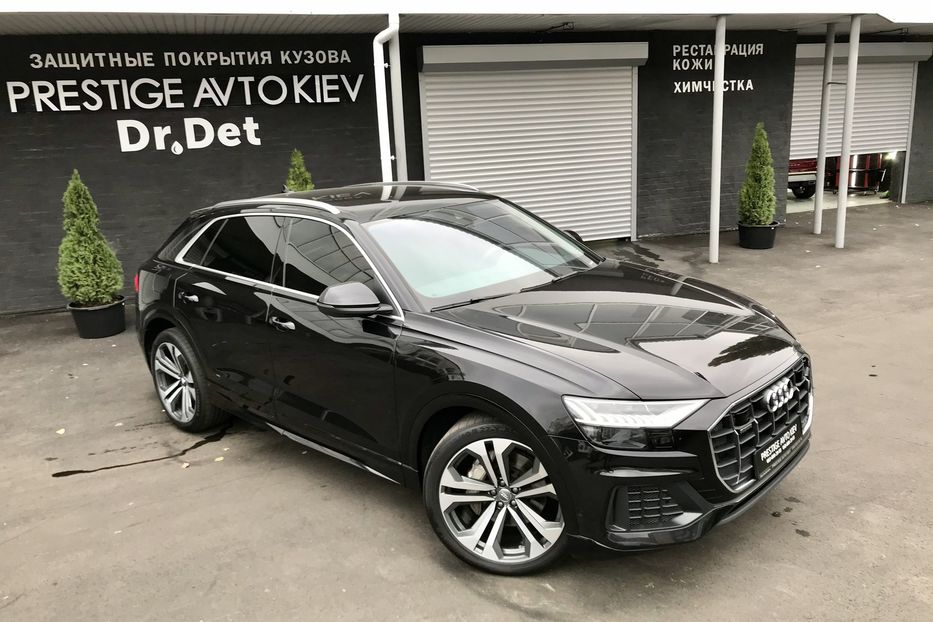 Продам Audi Q8 55 TFSI Quattro Официал 2019 года в Киеве