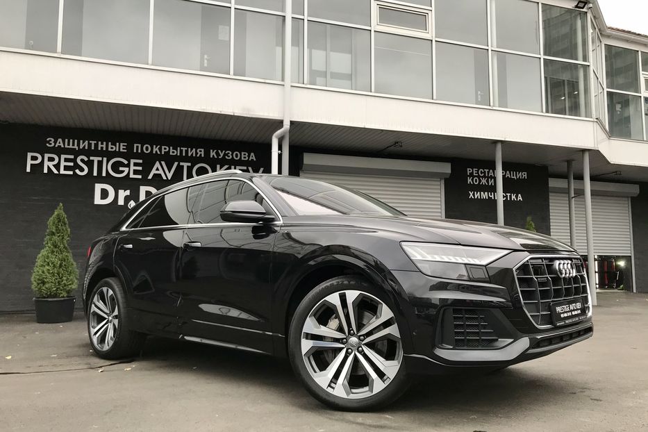 Продам Audi Q8 55 TFSI Quattro Официал 2019 года в Киеве