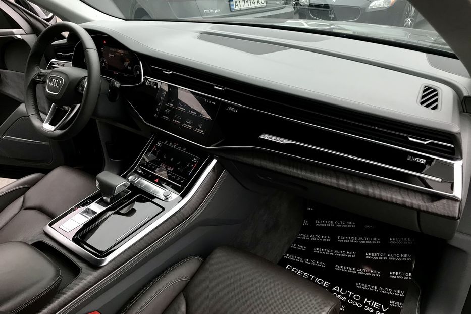 Продам Audi Q8 55 TFSI Quattro Официал 2019 года в Киеве