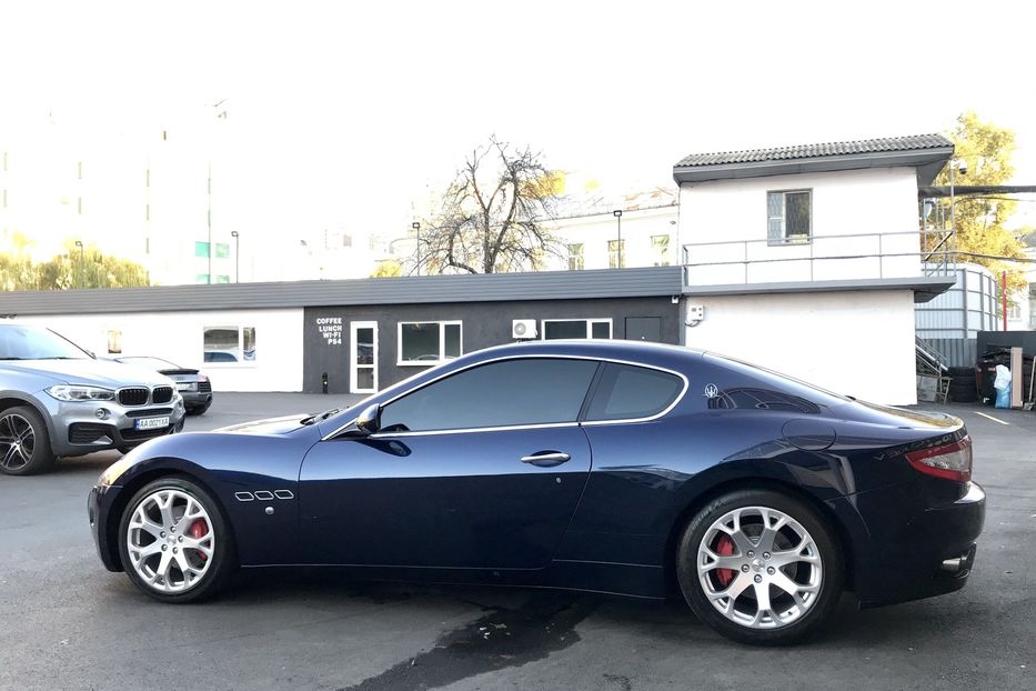 Продам Maserati GranTurismo Официал 2008 года в Киеве