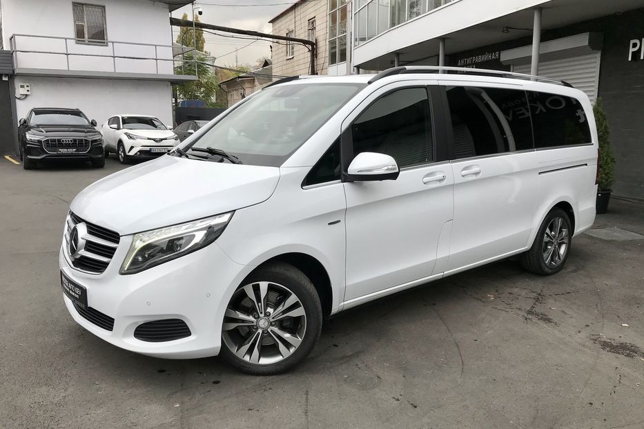 Продам Mercedes-Benz V-Class V-250 Avantgarde Edition 2014 года в Киеве