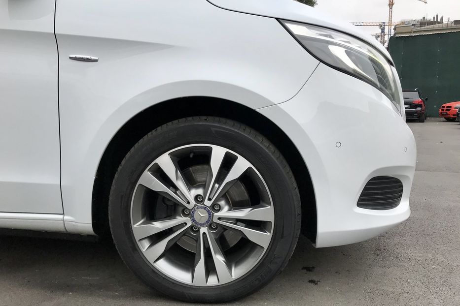 Продам Mercedes-Benz V-Class V-250 Avantgarde Edition 2014 года в Киеве