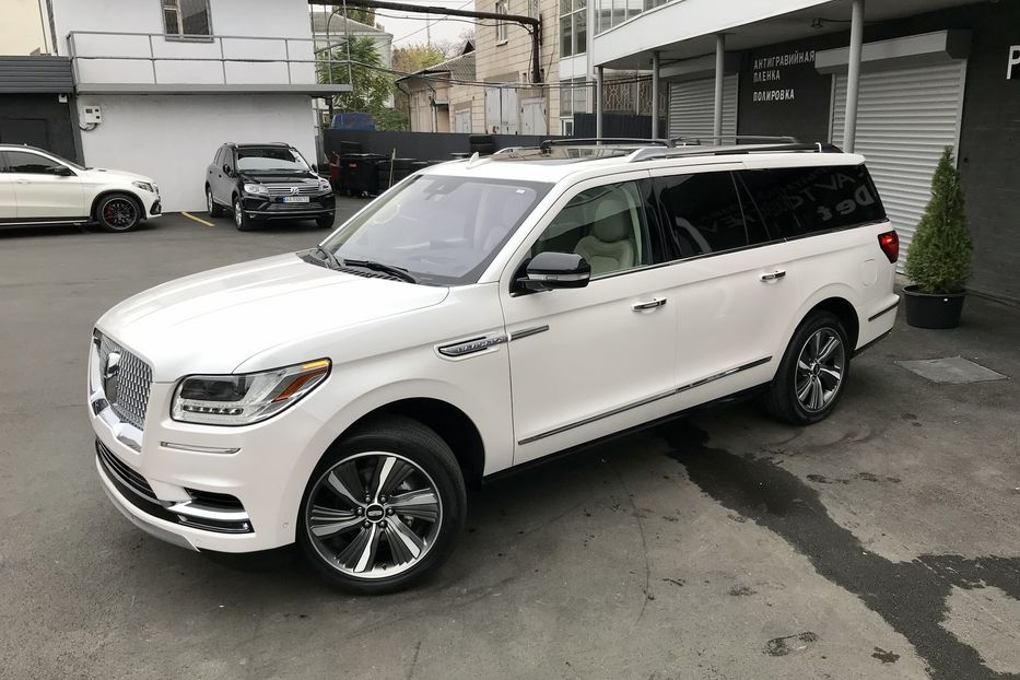 Продам Lincoln Navigator 2018 года в Киеве