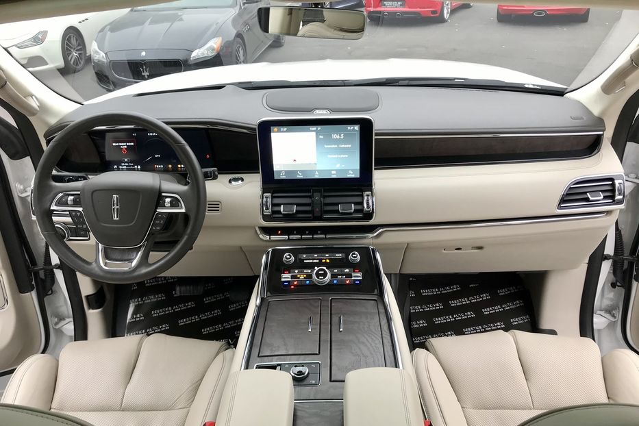 Продам Lincoln Navigator 2018 года в Киеве