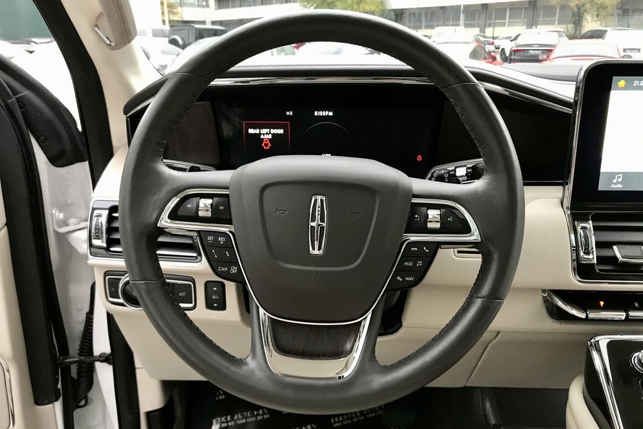 Продам Lincoln Navigator 2018 года в Киеве