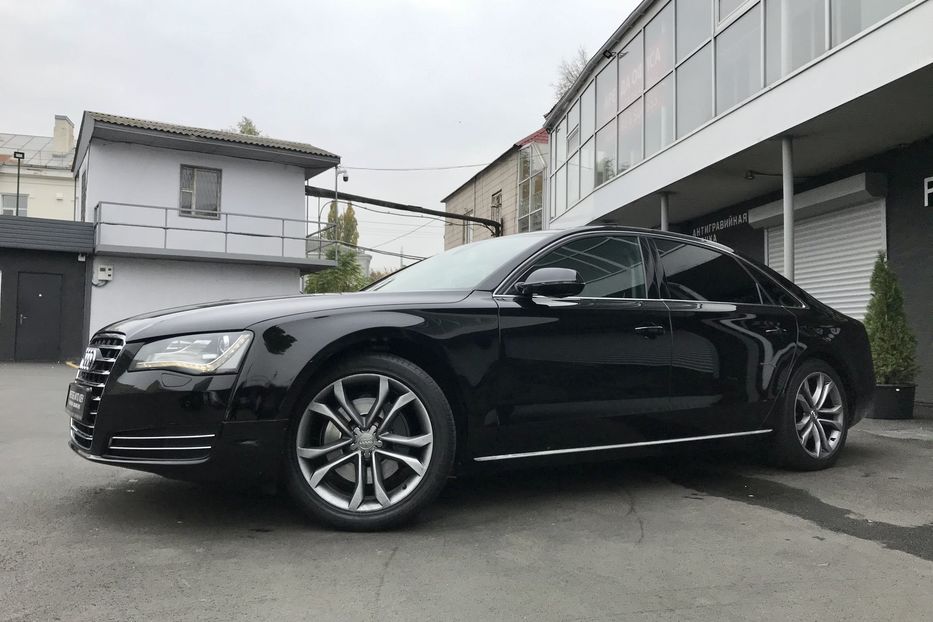 Продам Audi A8 L FSI 2011 года в Киеве