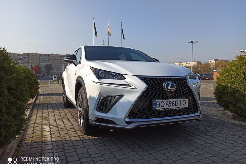 Продам Lexus NX 200 F Sport 2016 года в Львове