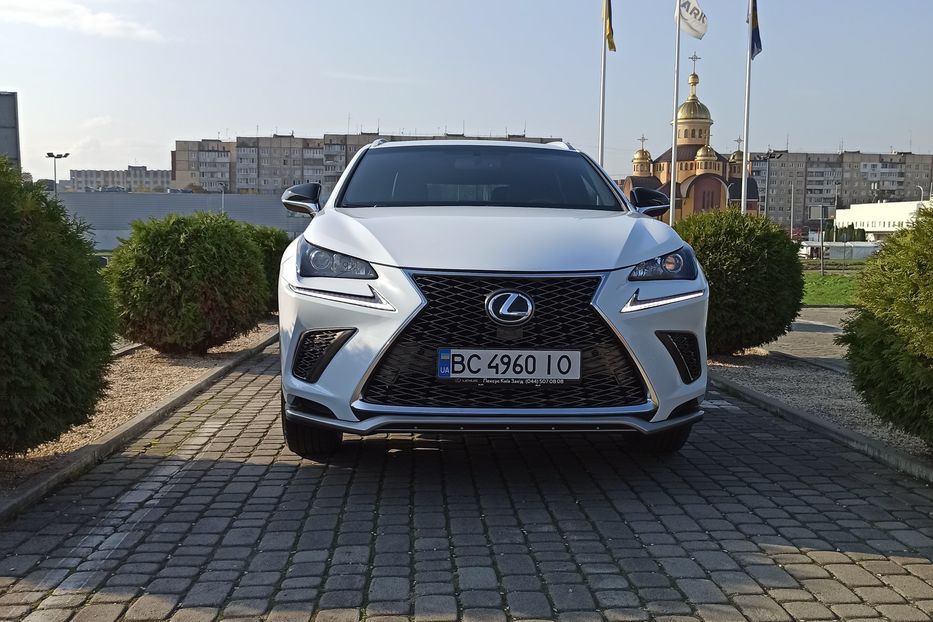 Продам Lexus NX 200 F Sport 2016 года в Львове