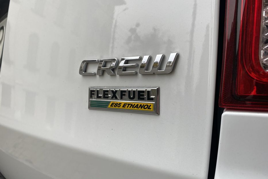 Продам Dodge Grand Caravan CREW 2017 года в Черновцах