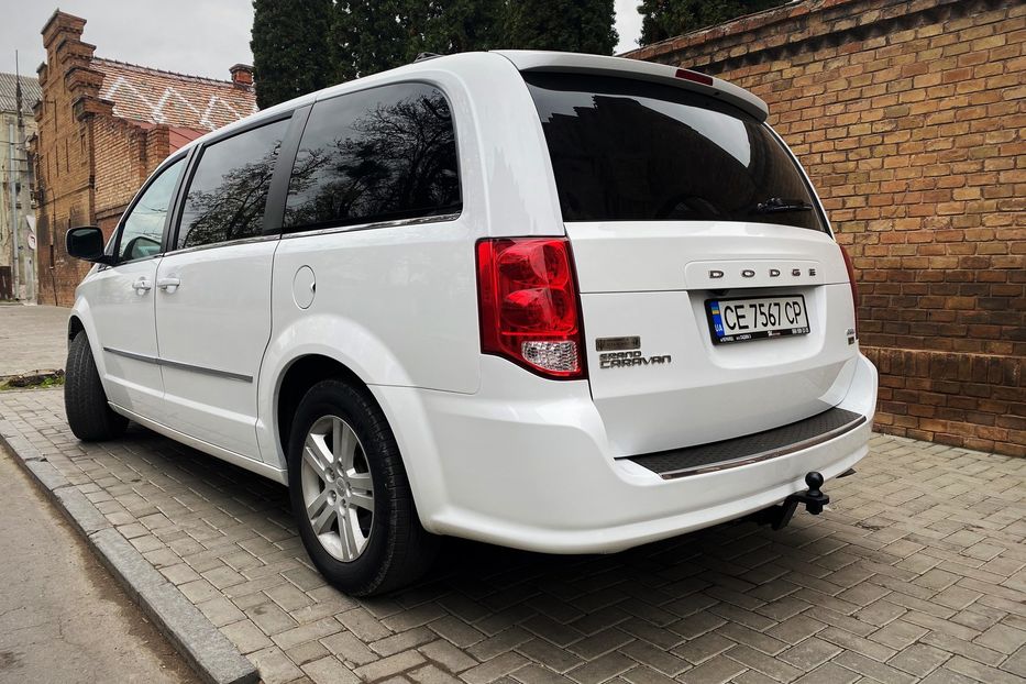 Продам Dodge Grand Caravan CREW 2017 года в Черновцах