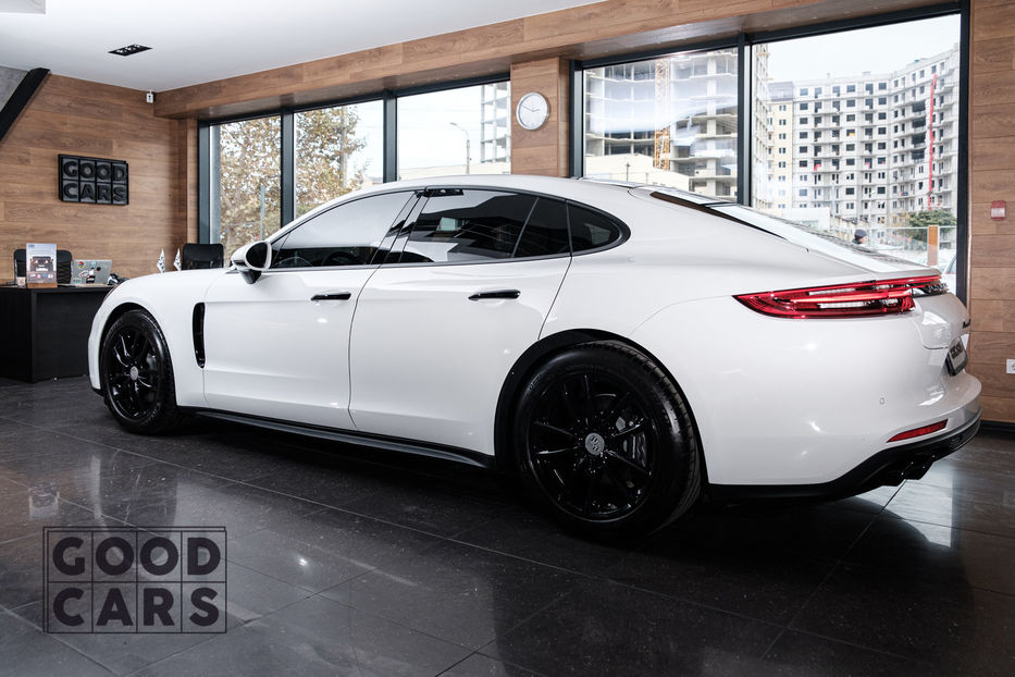 Продам Porsche Panamera 4 2018 года в Одессе